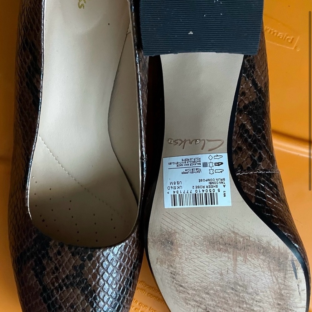 Clark’s Heels - Picture 2 of 4